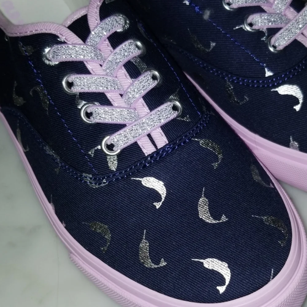 Old Navy Sneakers